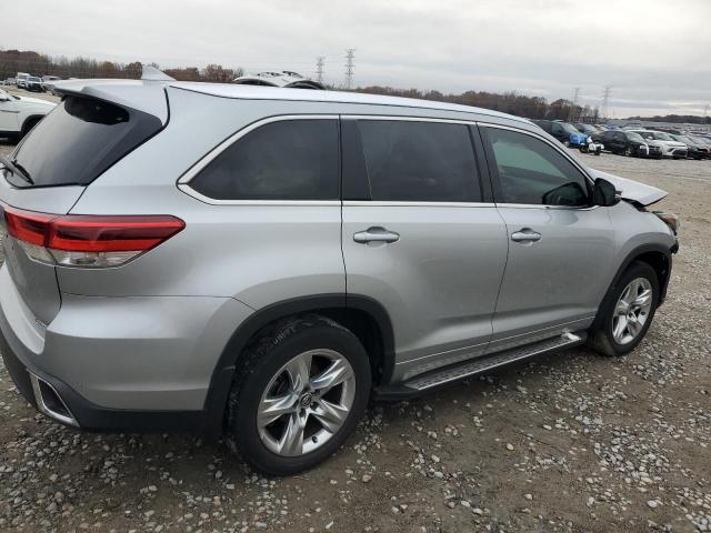  TOYOTA HIGHLANDER 2019 Srebrny