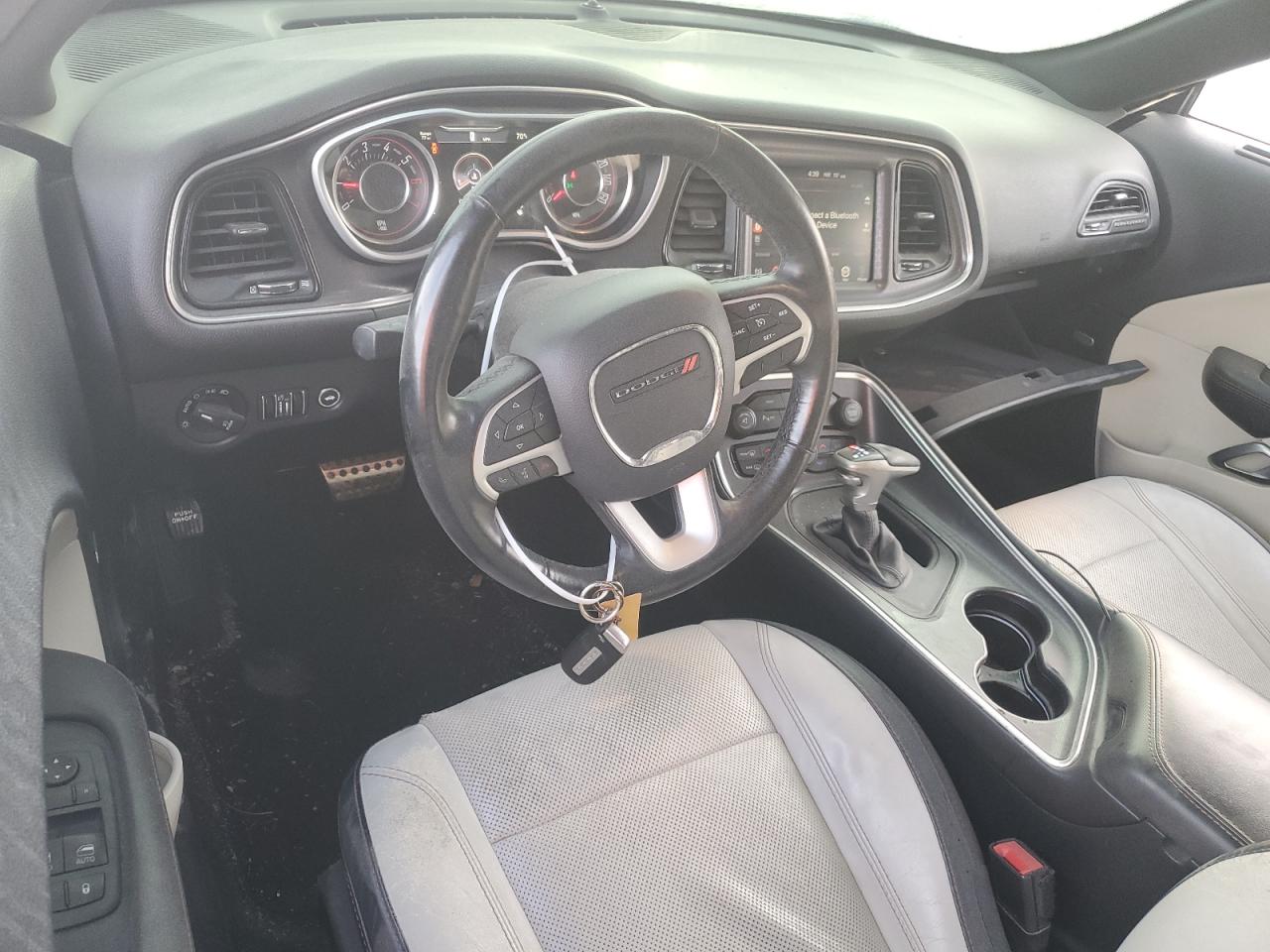2015 Dodge Challenger - Image 8