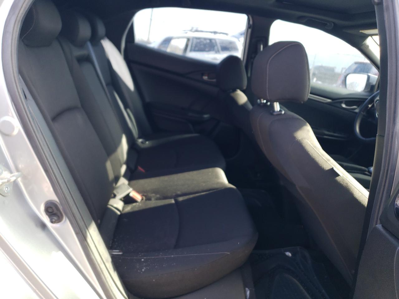 2018 Honda Civic - Image 10