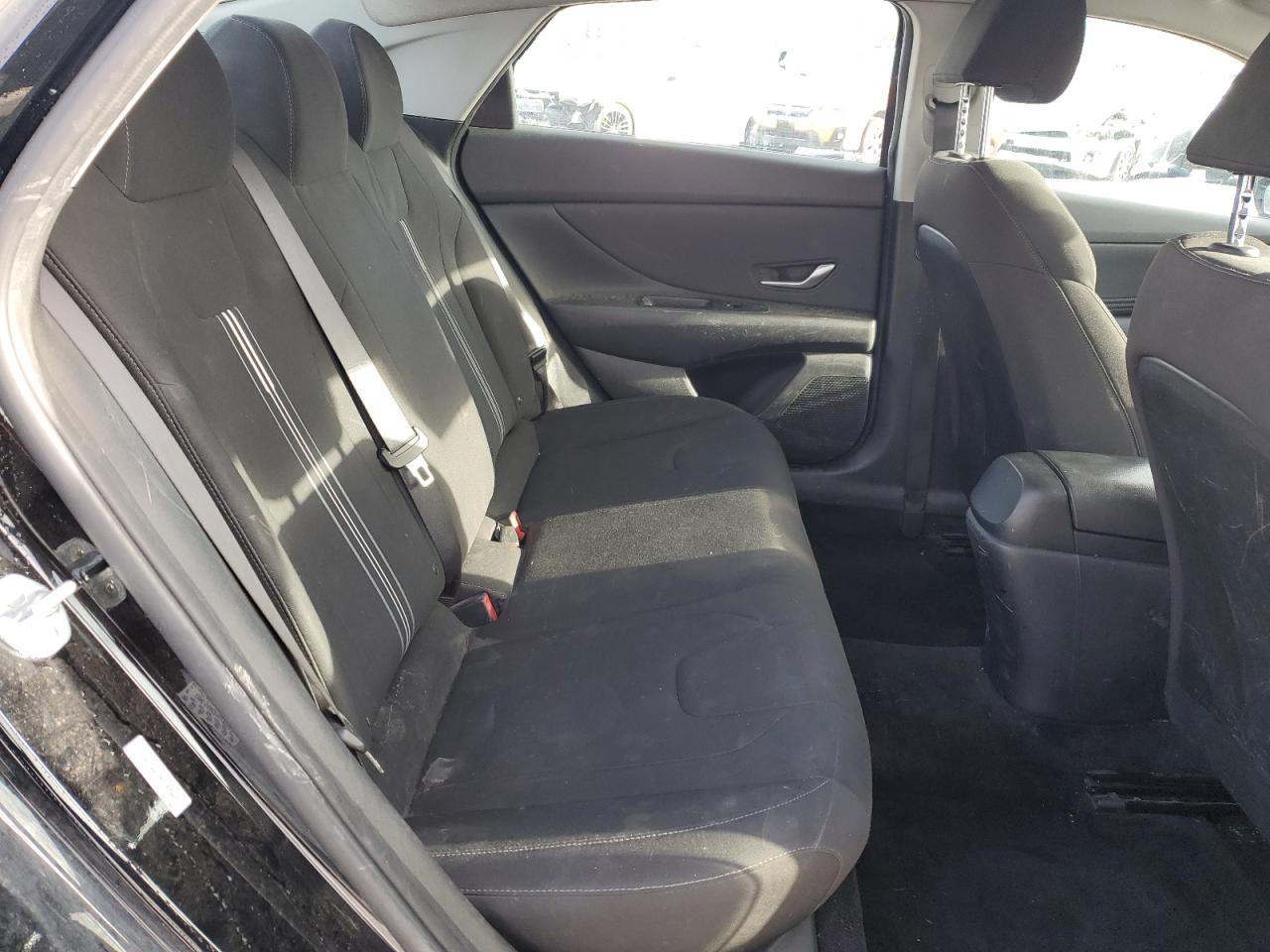2021 Hyundai Elantra - Image 10