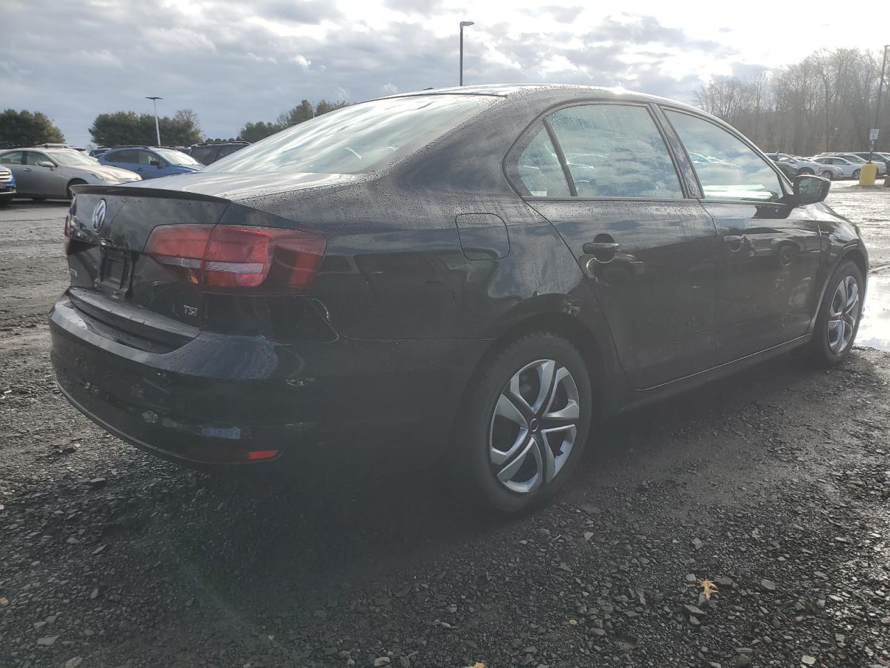 VIN 3VWDB7AJ7JM210232 2018 VOLKSWAGEN JETTA no.3