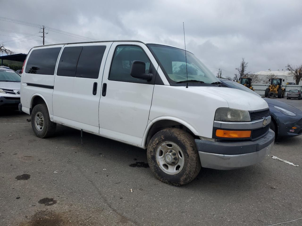 VIN 1GAZGYFG7D1130758 2013 CHEVROLET EXPRESS no.4