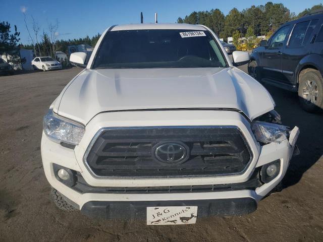  TOYOTA TACOMA 2022 Білий