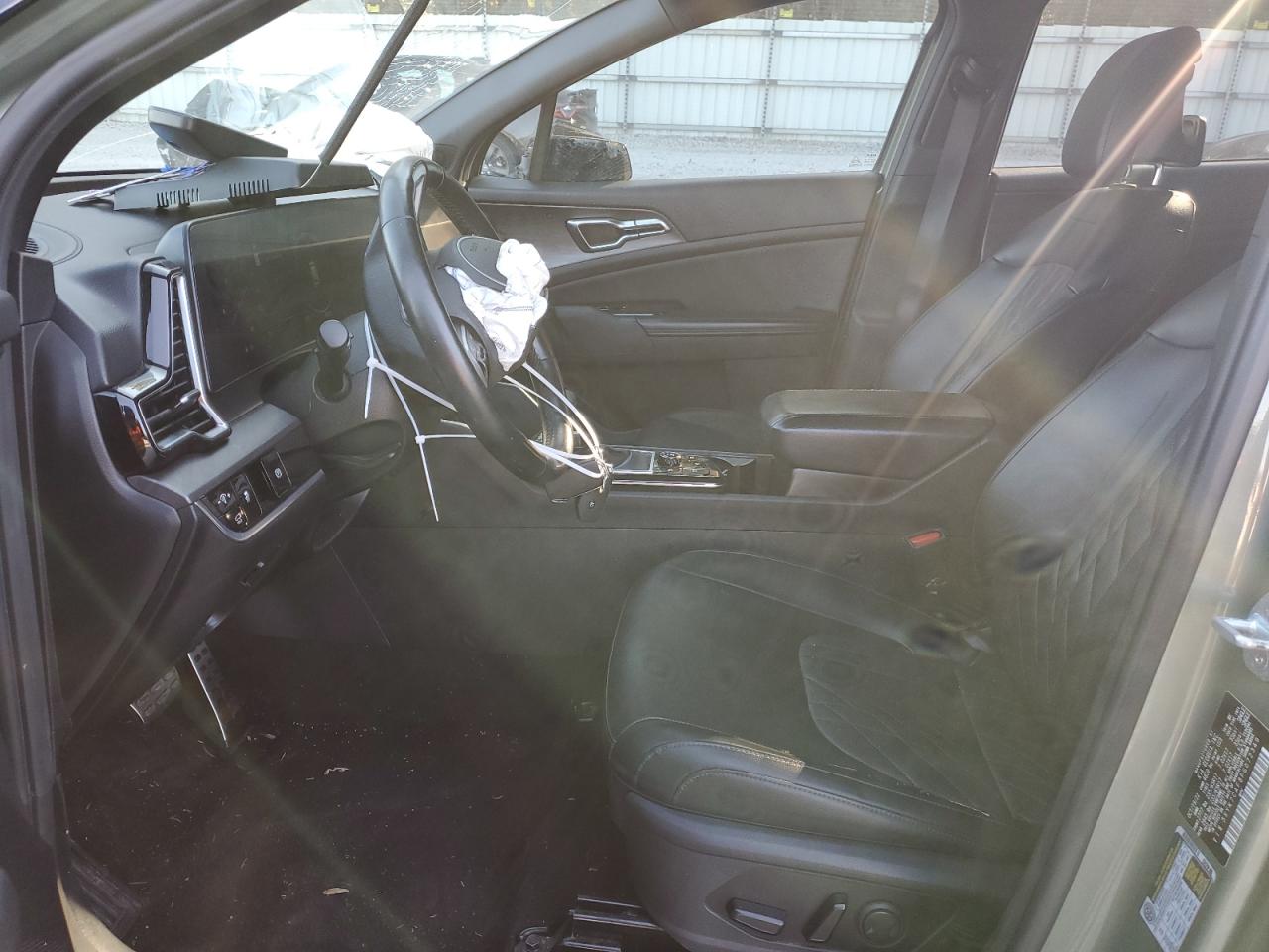2023 Kia Sportage - Image 7