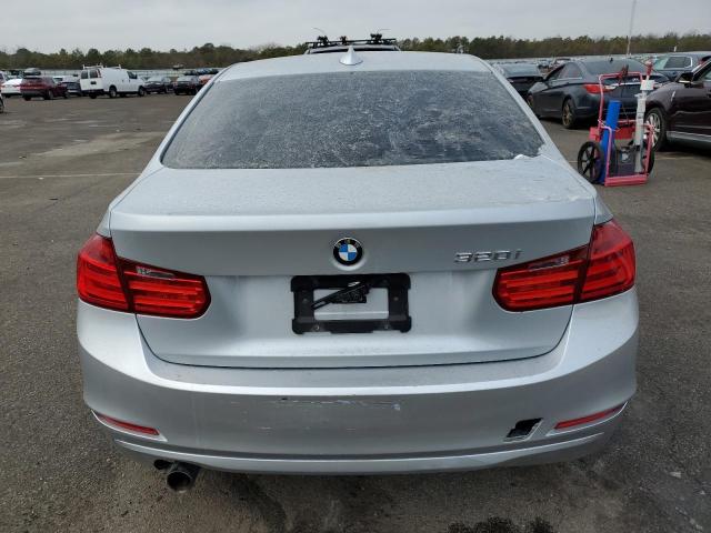  BMW 3 SERIES 2015 Srebrny