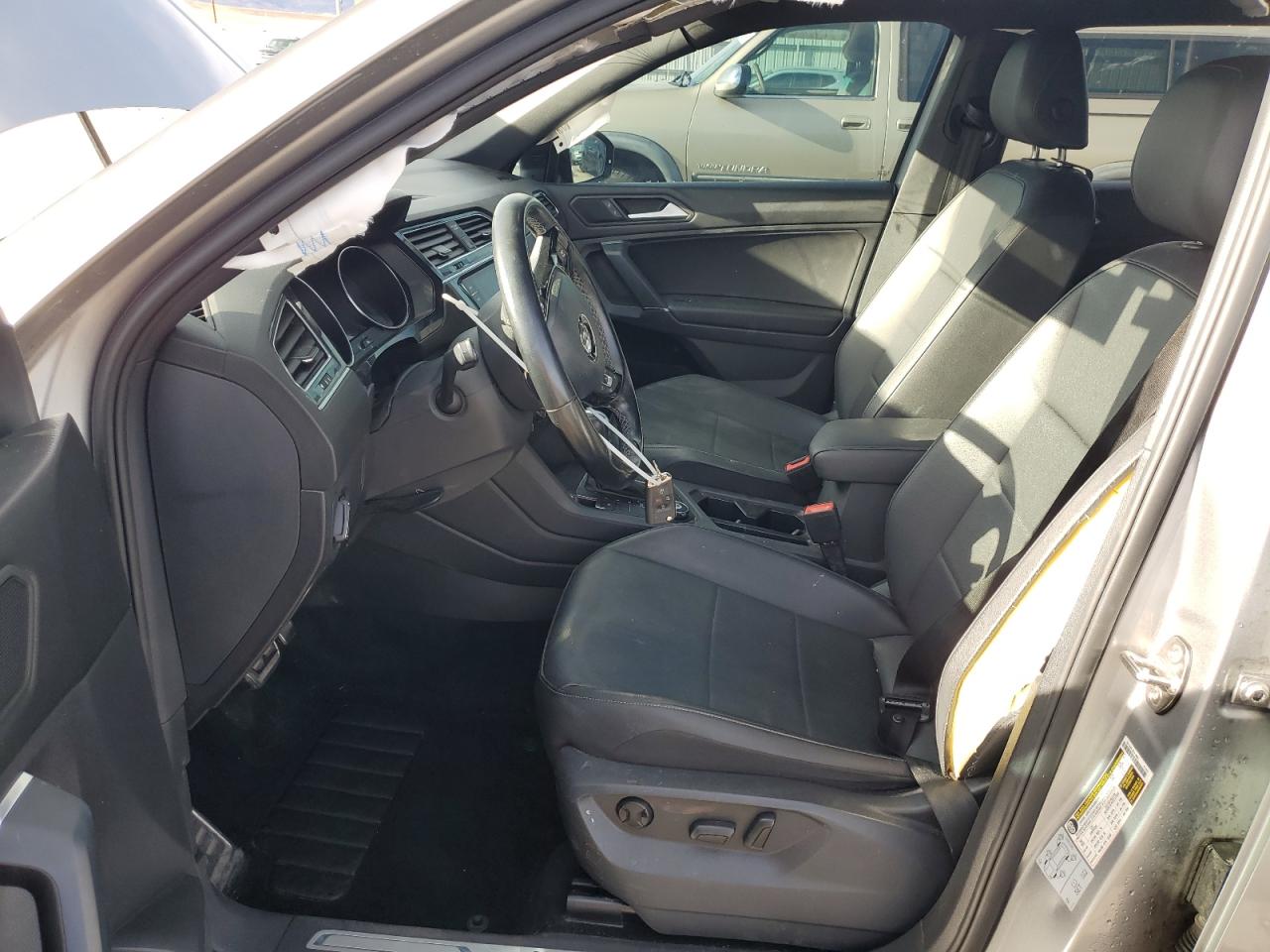 2020 Volkswagen Tiguan - Image 7