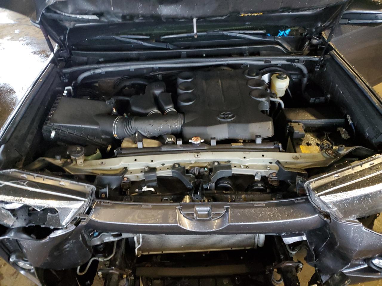 2021 Toyota 4Runner - Image 12