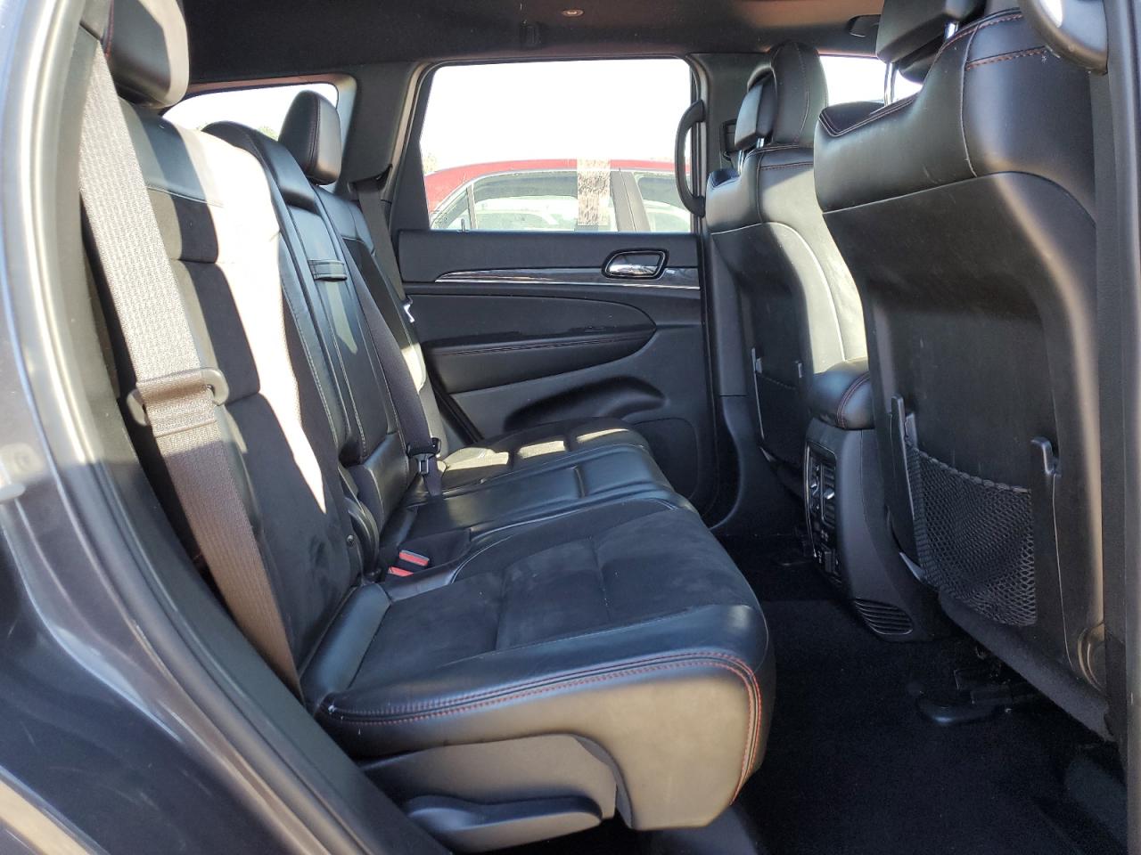 2021 Jeep Grand Cherokee - Image 11
