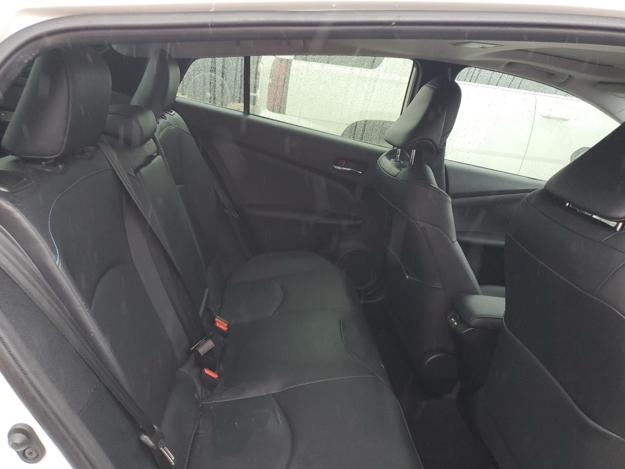 2022 Toyota Prius - Image 10