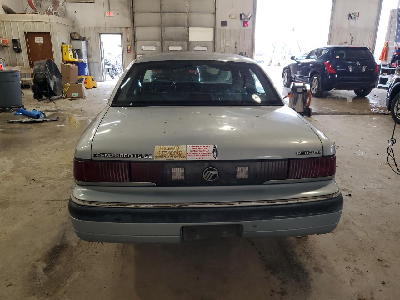 1992 Mercury Grand Marquis Gs VIN: 2MECM74W0NX709785 Lot: 81933734