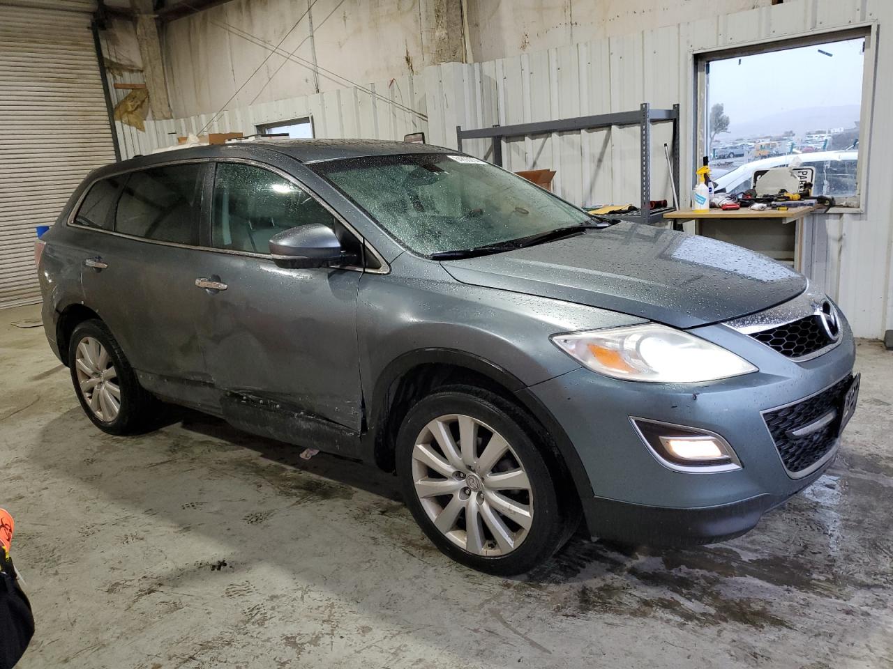 2010 Mazda CX-9 - Image 4