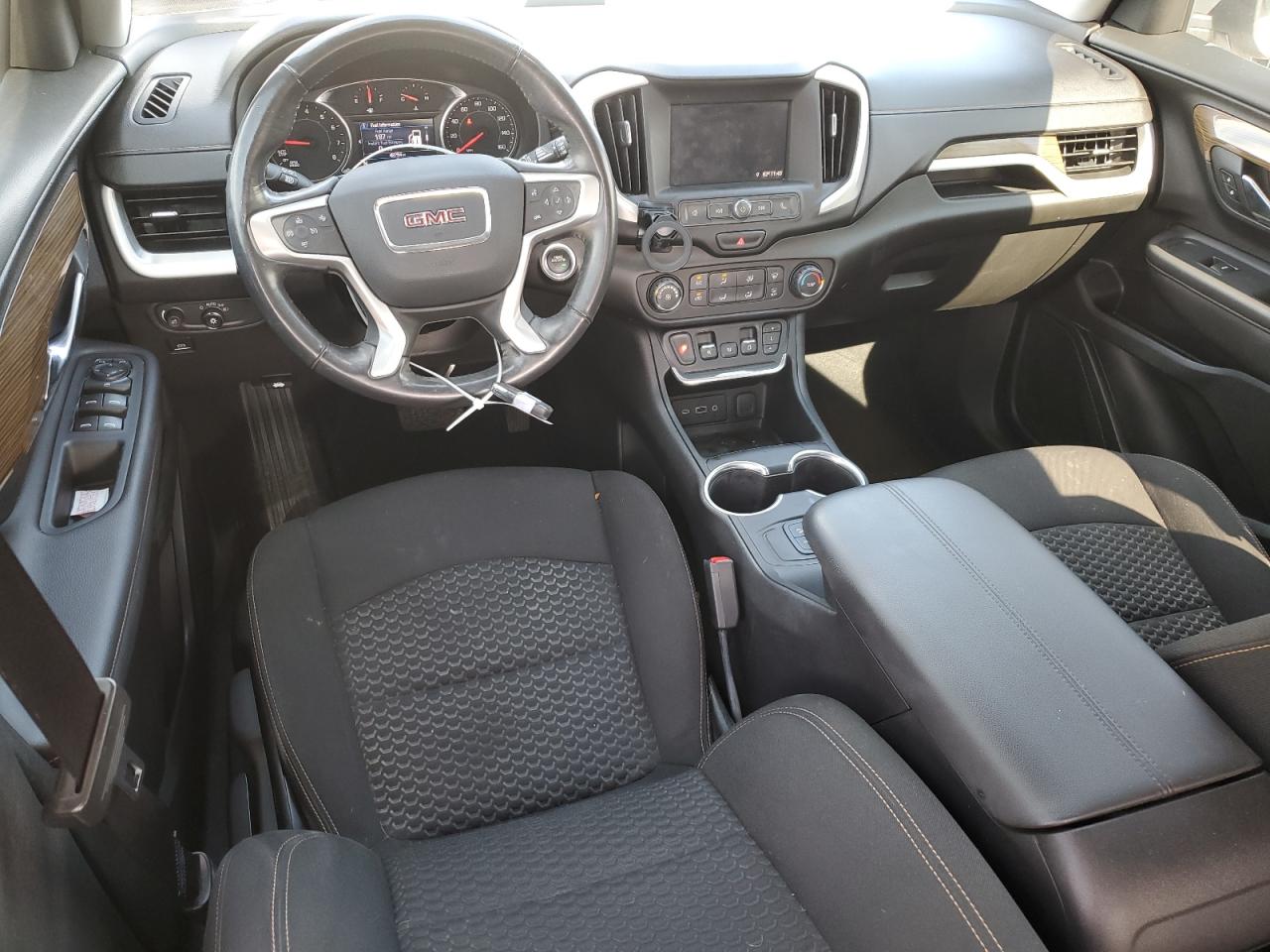 2020 GMC Terrain - Image 8