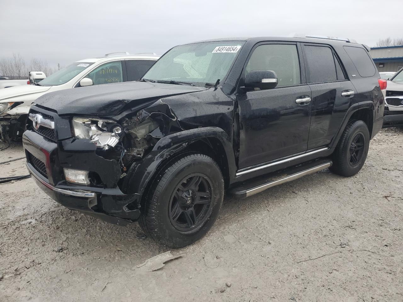 VIN JTEBU5JR3D5122704 2013 TOYOTA 4RUNNER no.1