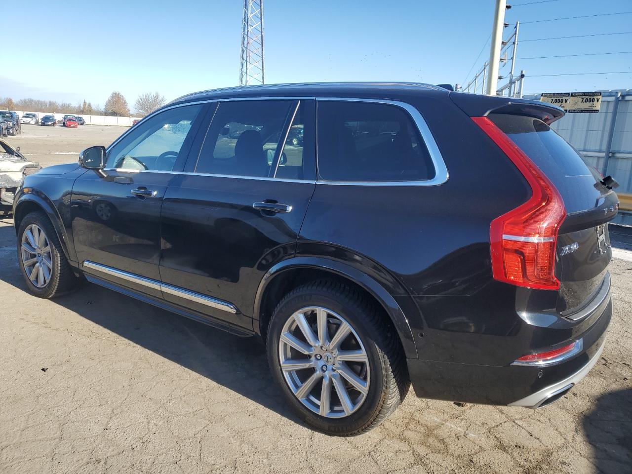 2016 Volvo XC90 - Image 2
