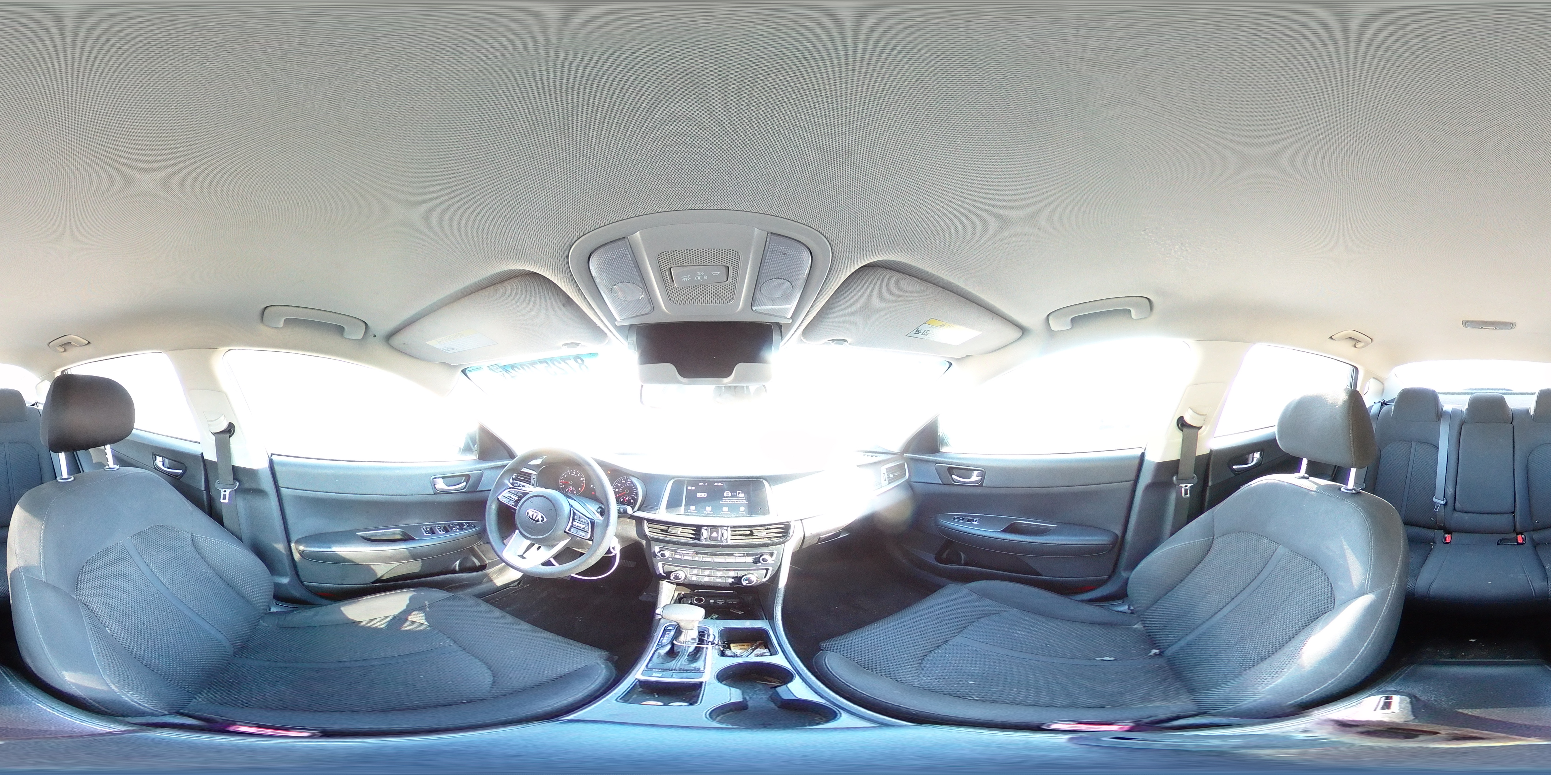 2020 Kia Optima - Image 12