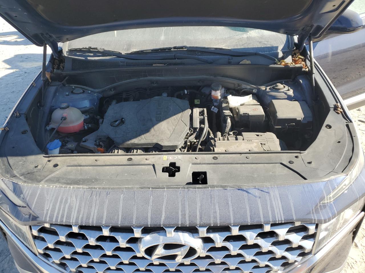 2022 Hyundai Santa Fe - Image 13