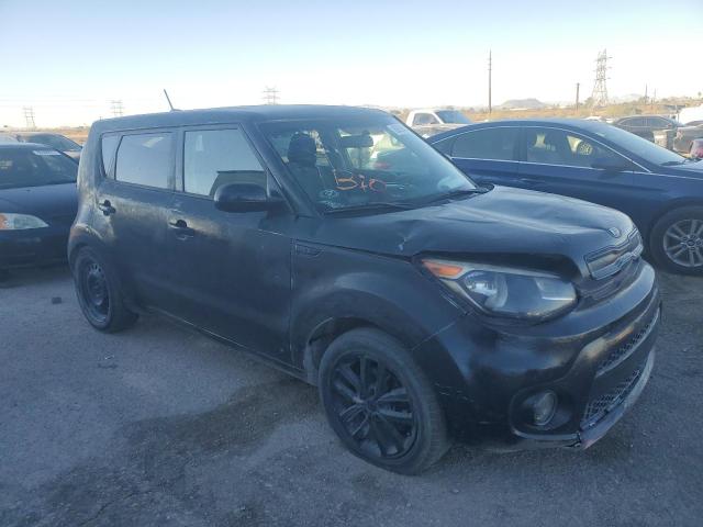  KIA SOUL 2017 Чорний