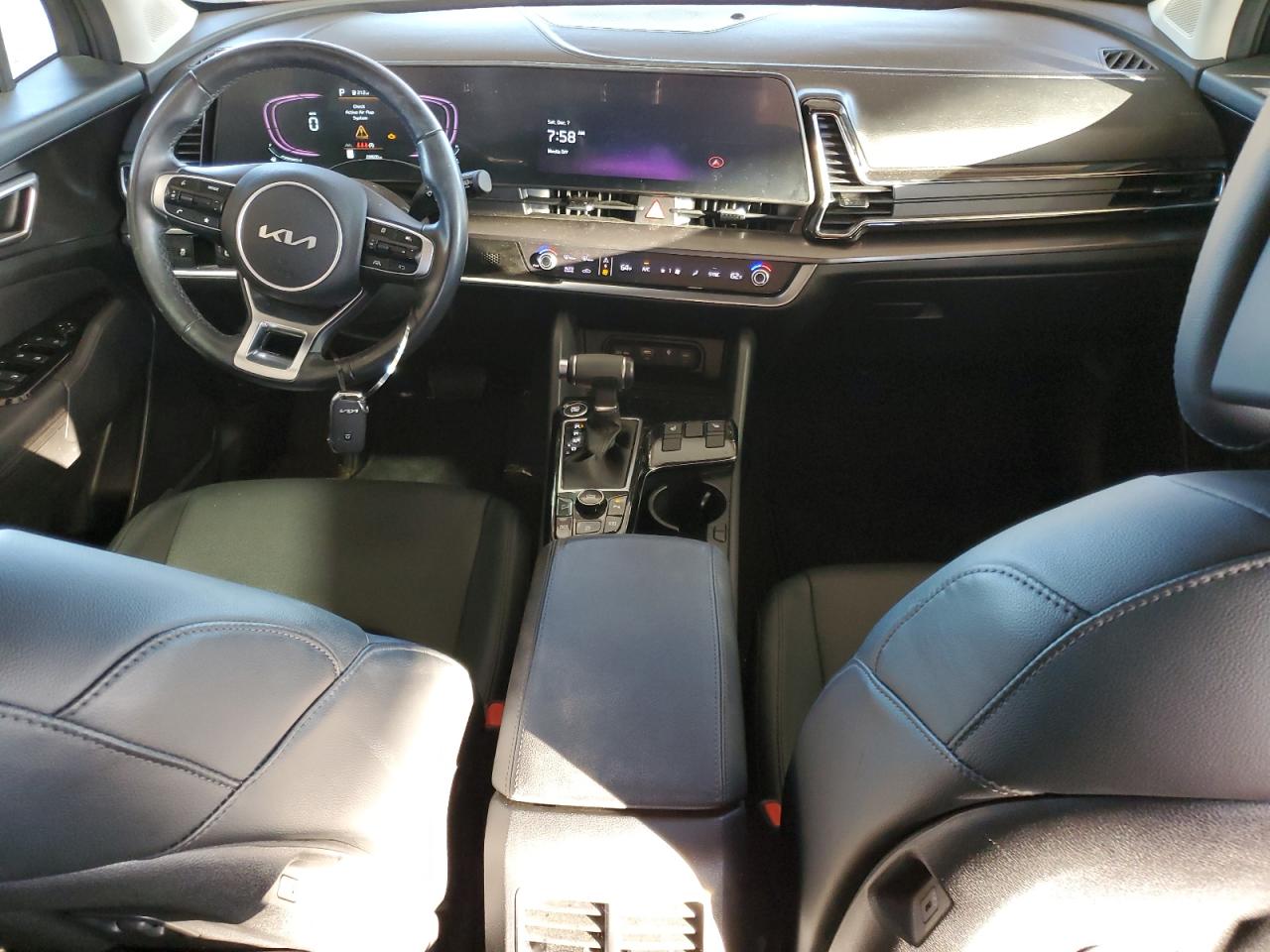 2023 Kia Sportage - Image 8