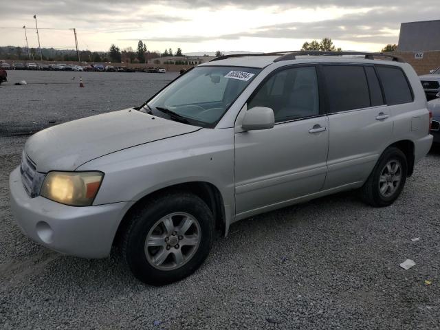 2004 Toyota Highlander Base