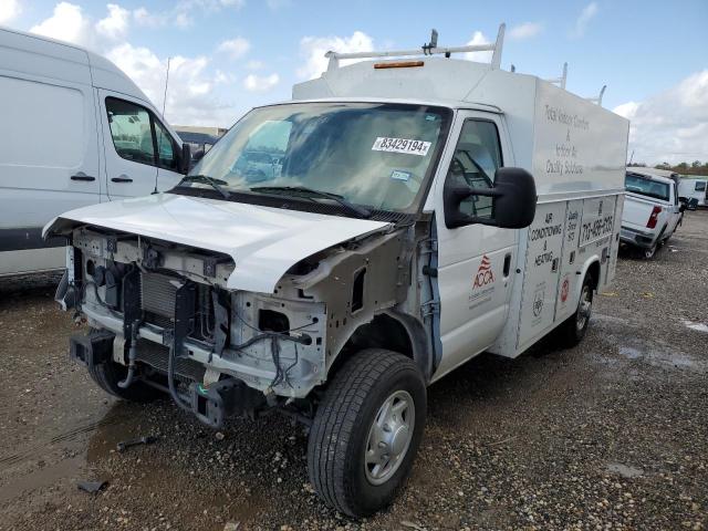 2012 Ford Econoline E350 Super Duty Cutaway Van