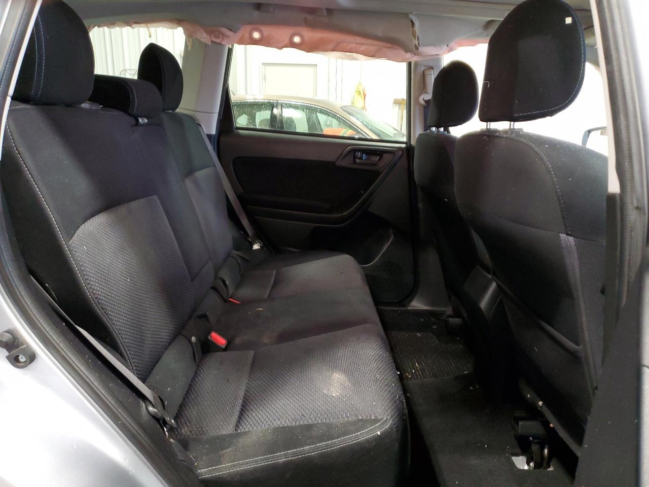 2015 Subaru Forester - Image 11