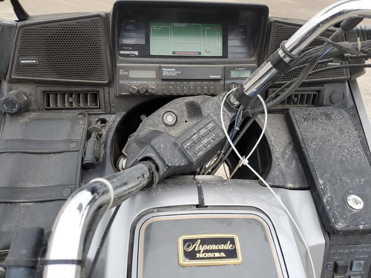 1986 Honda Gl1200 A VIN: 1HFSC1427GA204452 Lot: 79080774