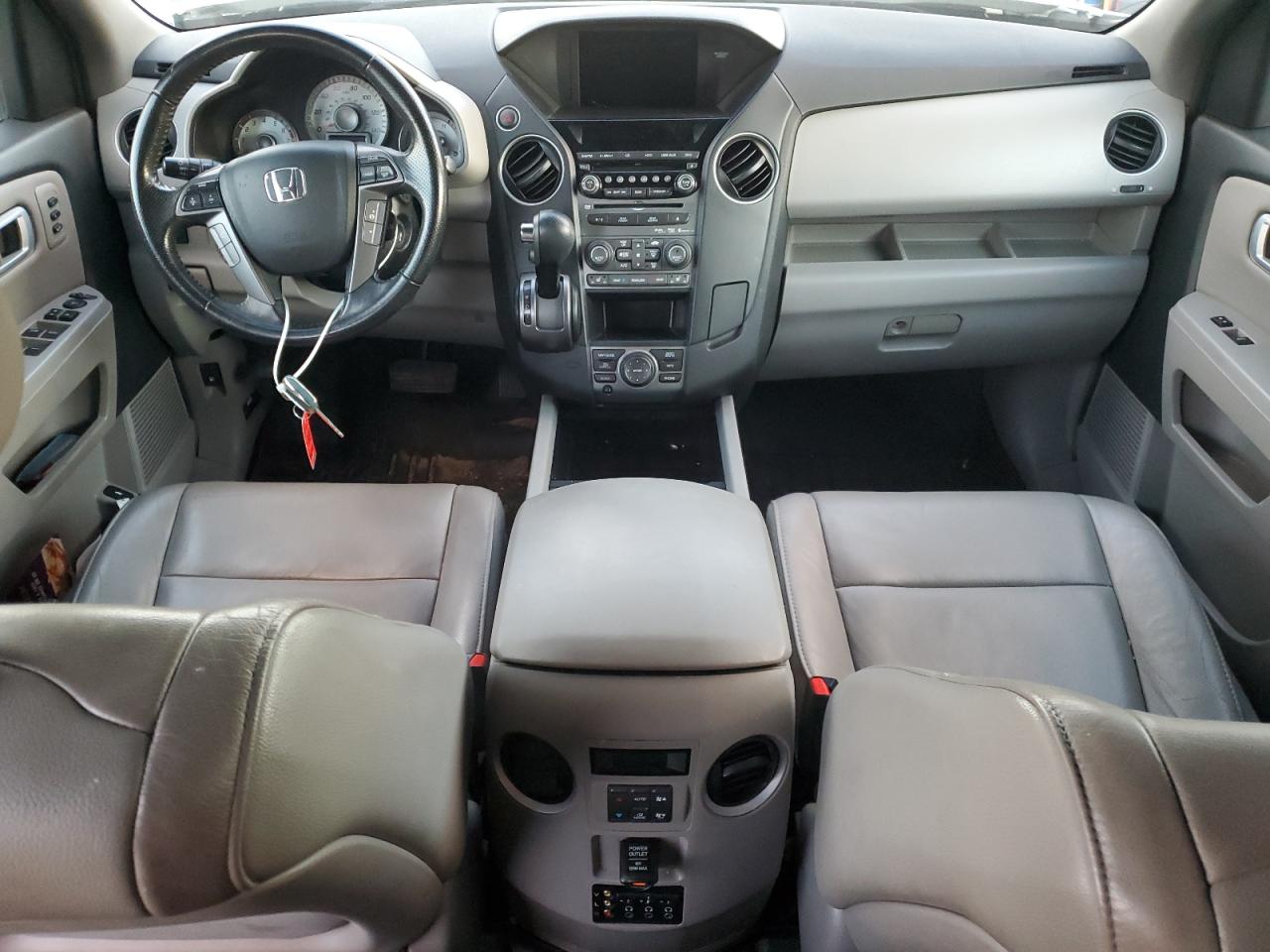 2014 Honda Pilot - Image 8