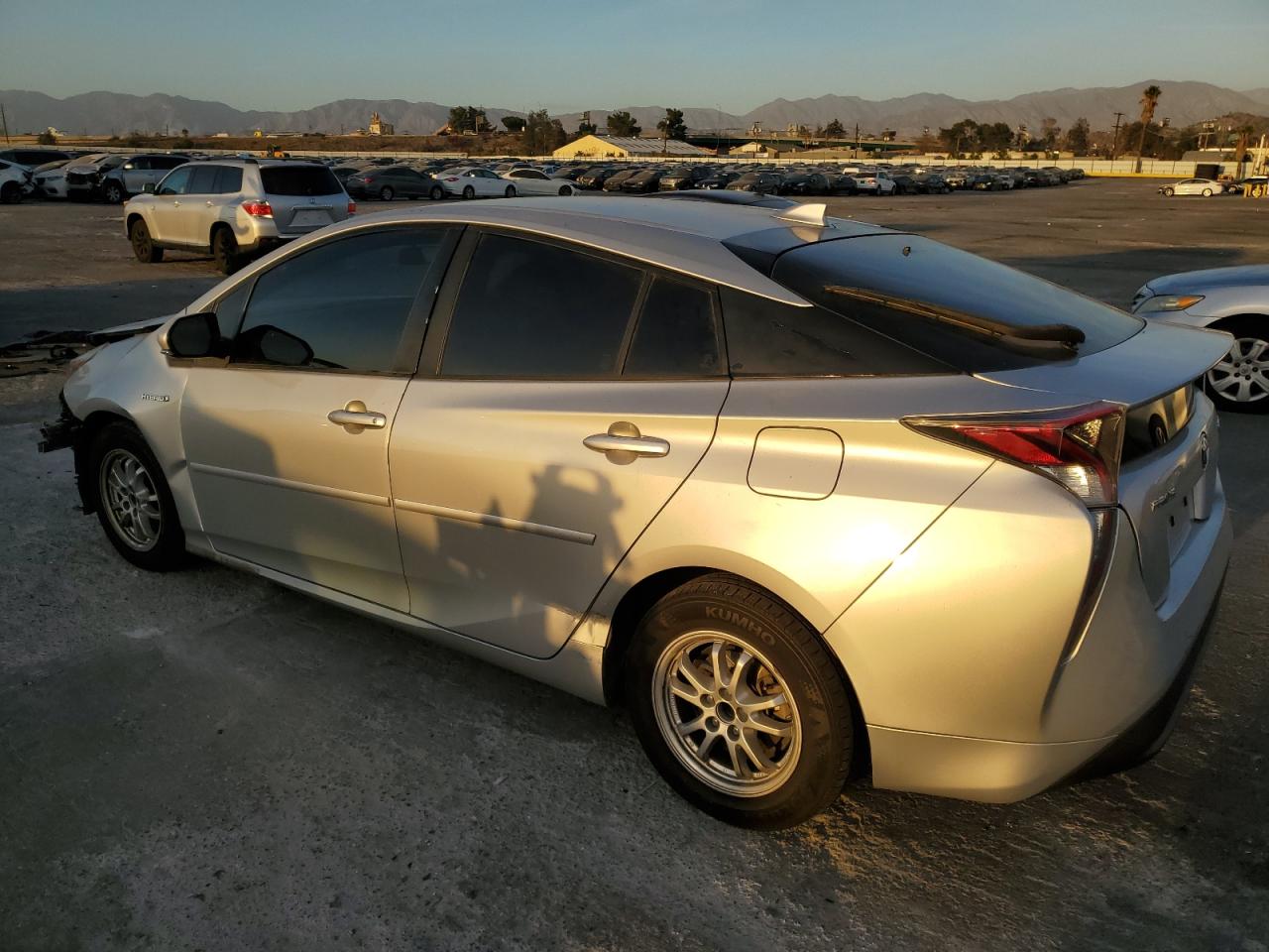 VIN JTDKBRFU6G3010011 2016 TOYOTA PRIUS no.2