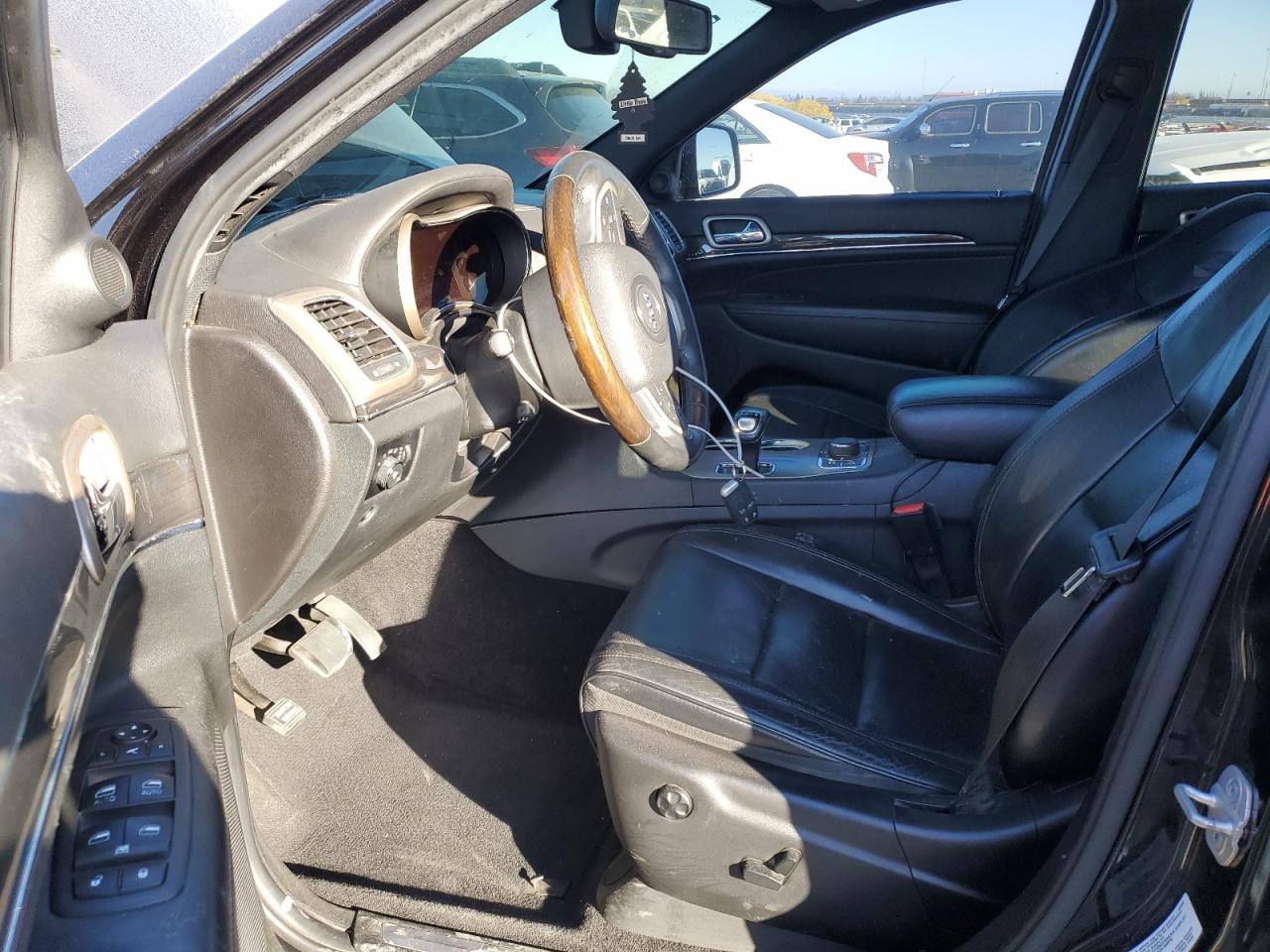 2014 Jeep Grand Cherokee - Image 7