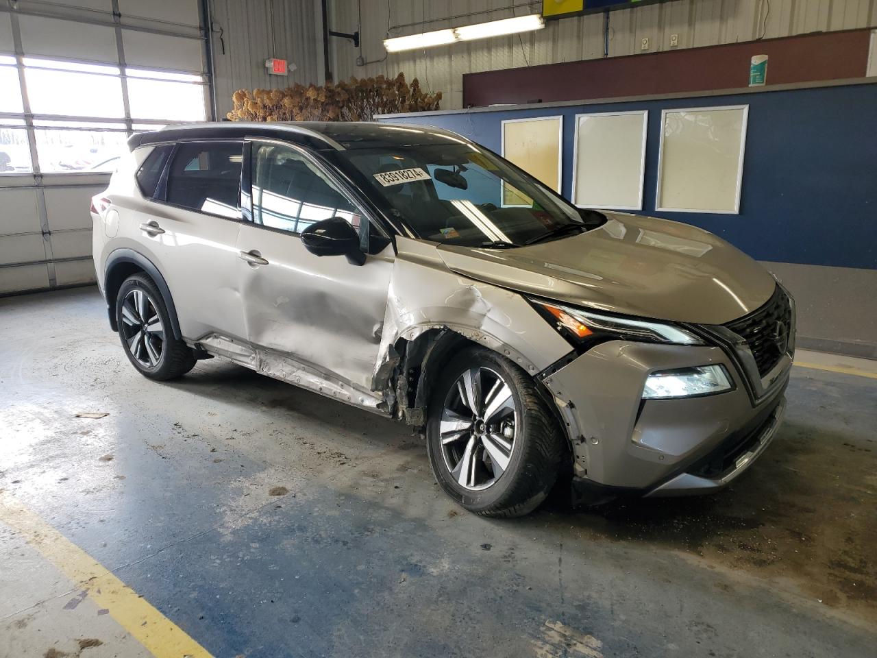 2021 Nissan Rogue - Image 4