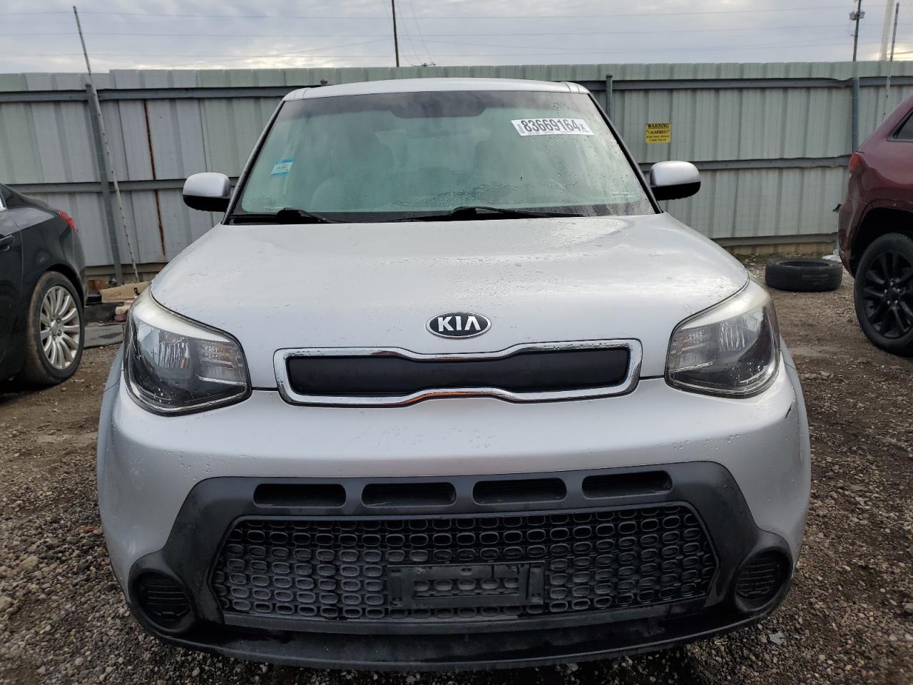 VIN KNDJN2A25G7840715 2016 KIA SOUL no.5