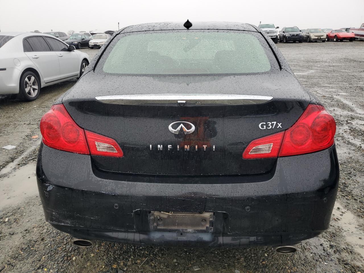2012 Infiniti G - Image 6