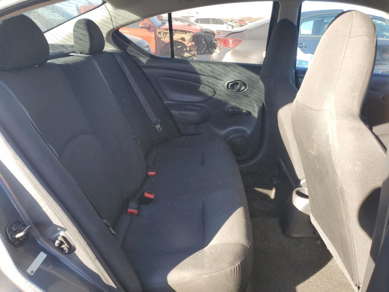 2017 Nissan Versa - Image 10