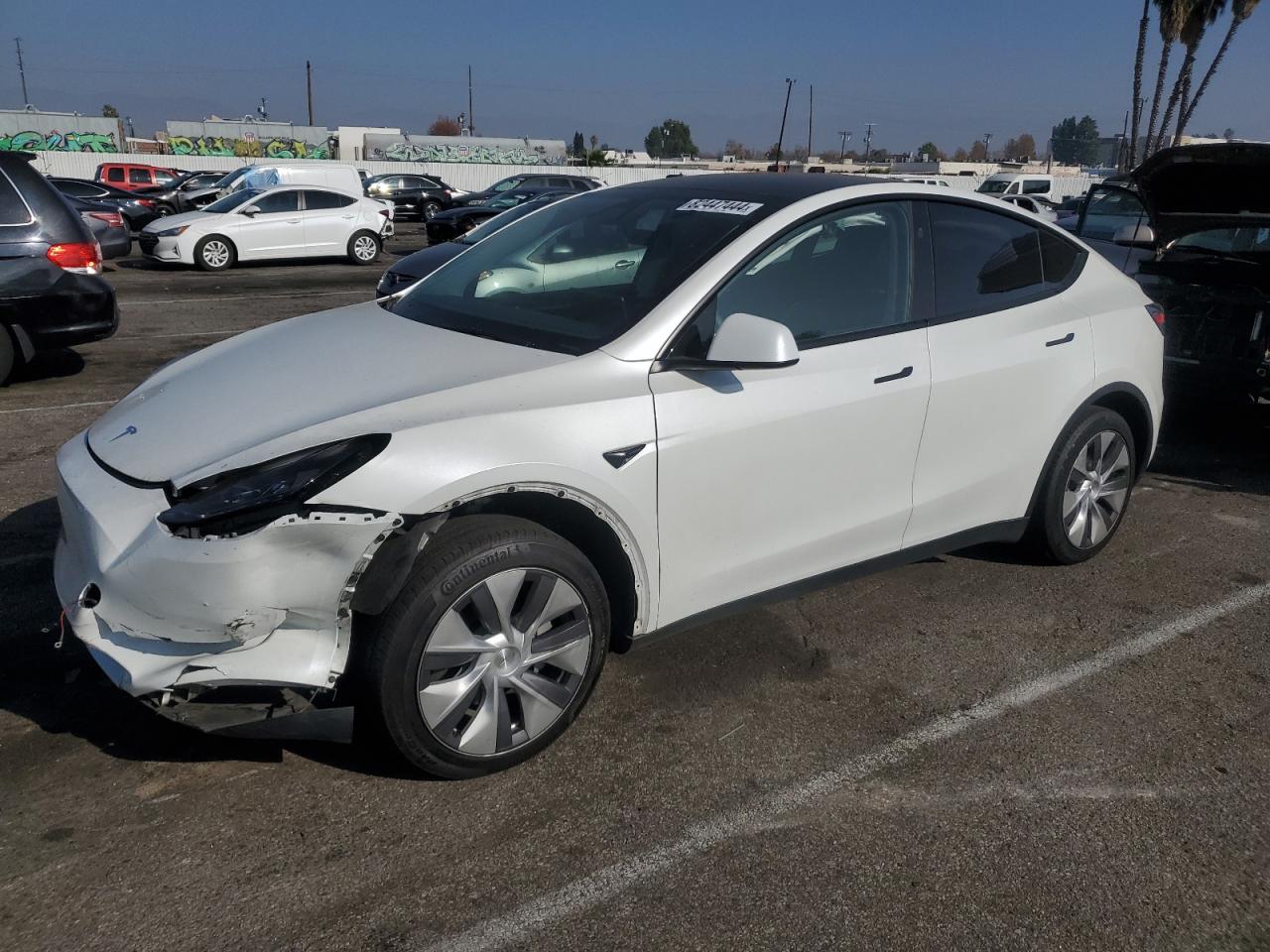 VIN 7SAYGDED7PF957340 2023 TESLA MODEL Y no.1