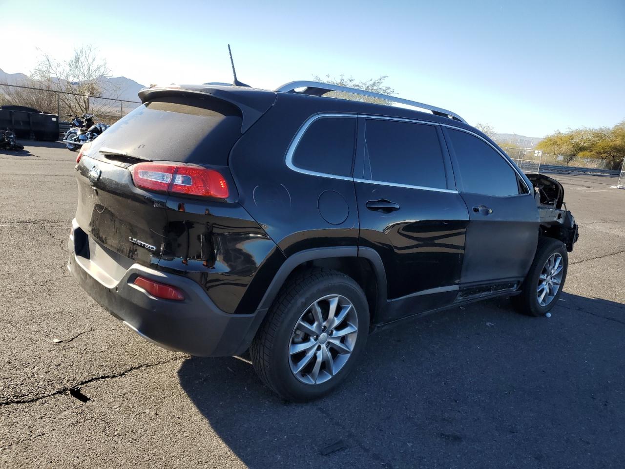 2018 Jeep Grand Cherokee - Image 3