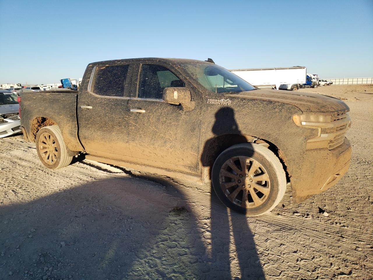 2022 Chevrolet Silverado - Image 4