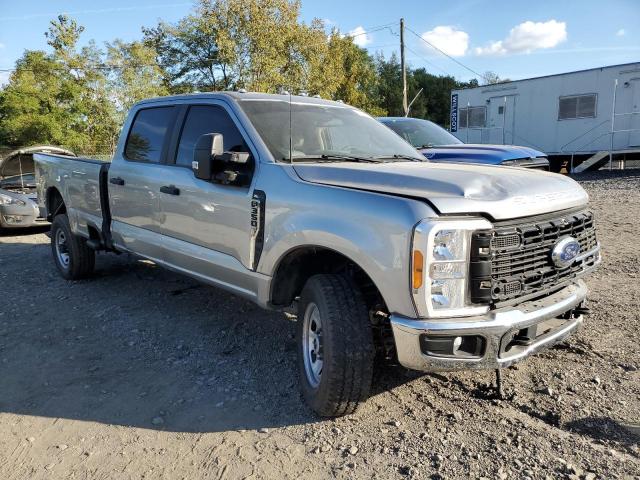  FORD F350 2023 Серебристый