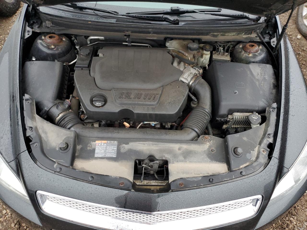 2011 Chevrolet Malibu - Image 11