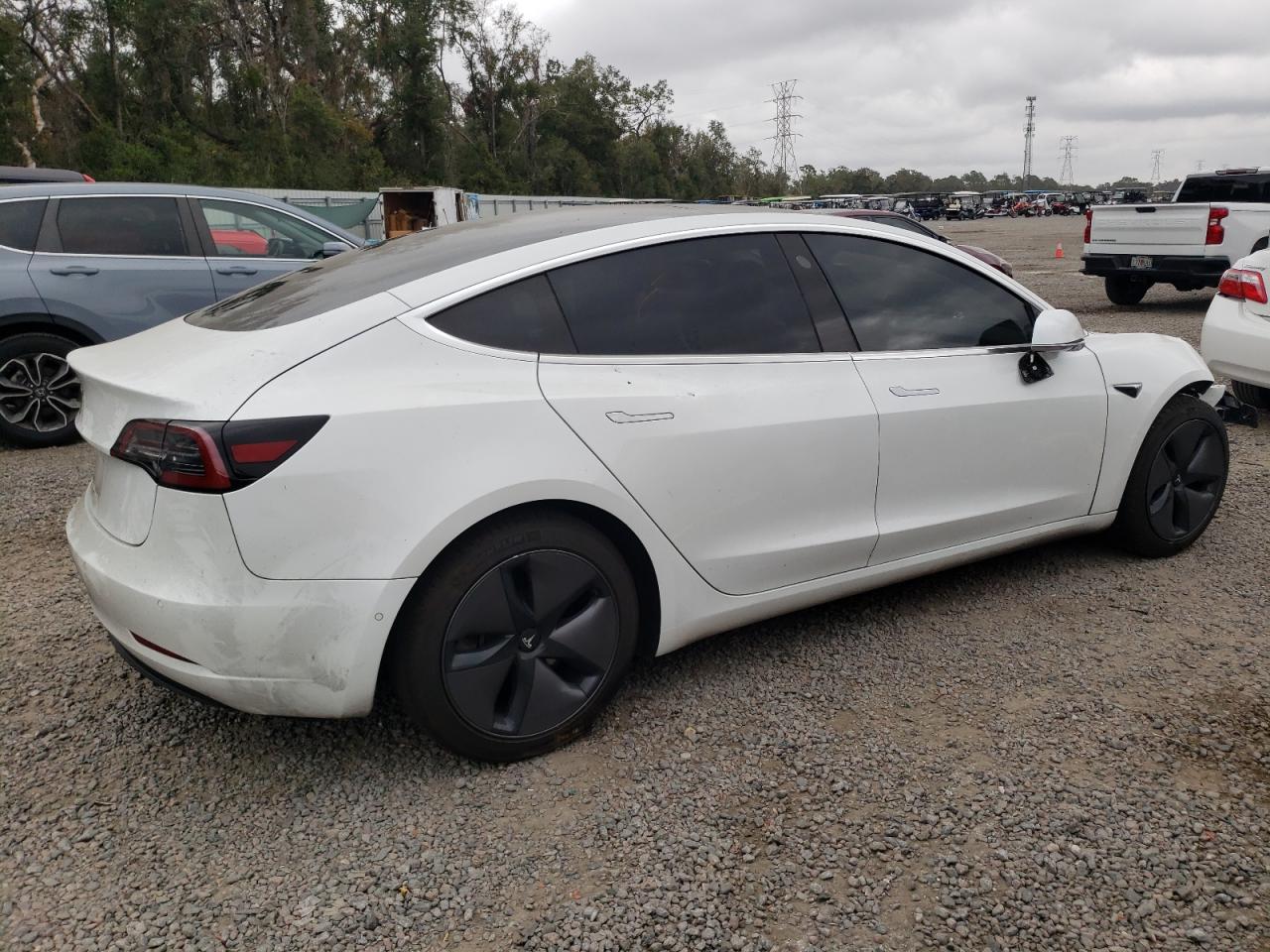 2018 Tesla Model 3 VIN: 5YJ3E1EA7JF062519 Lot: 84550624