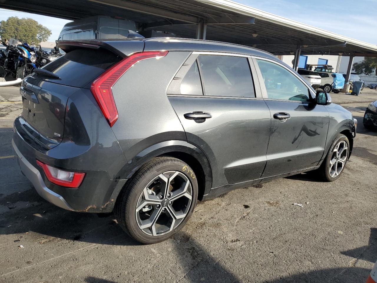 VIN KNDCR3LE0R5178356 2024 KIA NIRO no.3