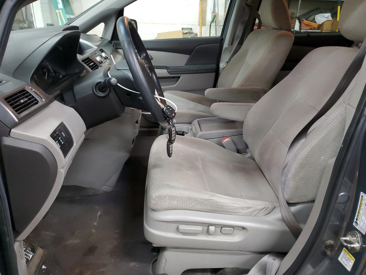 2012 Honda Odyssey - Image 7