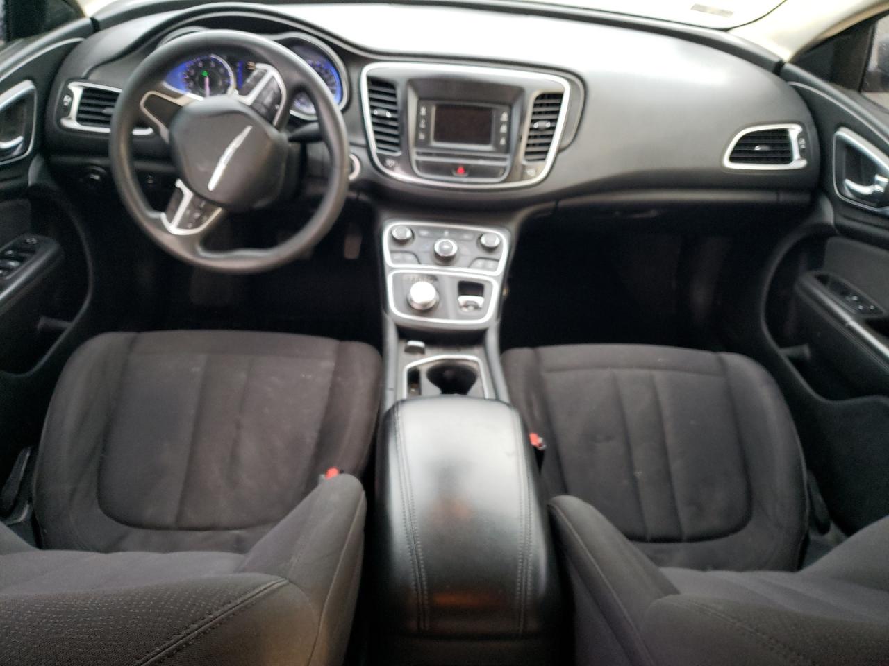 2015 Chrysler 200 - Image 8