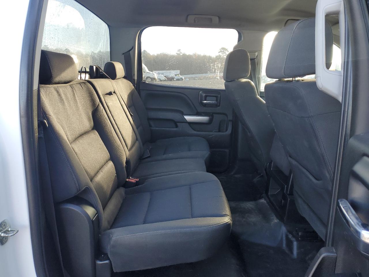 2018 Chevrolet Silverado - Image 10