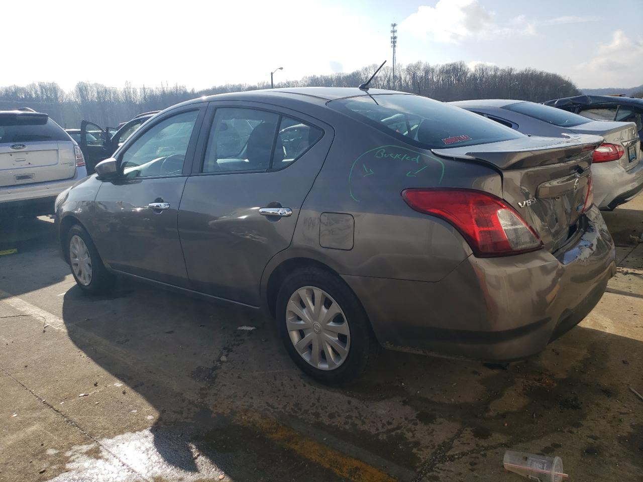 VIN 3N1CN7AP2GL858640 2016 NISSAN VERSA no.2