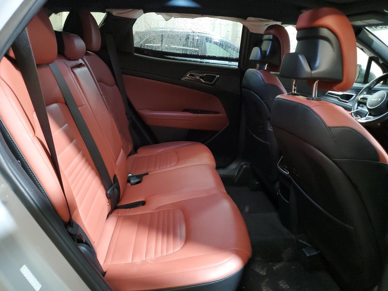 2023 Kia Sportage - Image 11