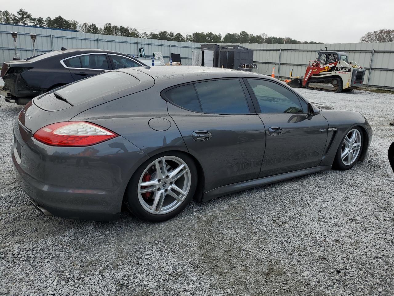 VIN WP0AD2A76DL045156 2013 PORSCHE PANAMERA no.3