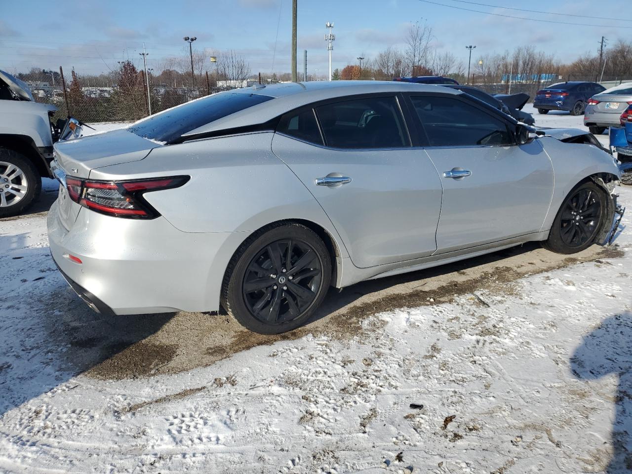 2021 Nissan Maxima - Image 3