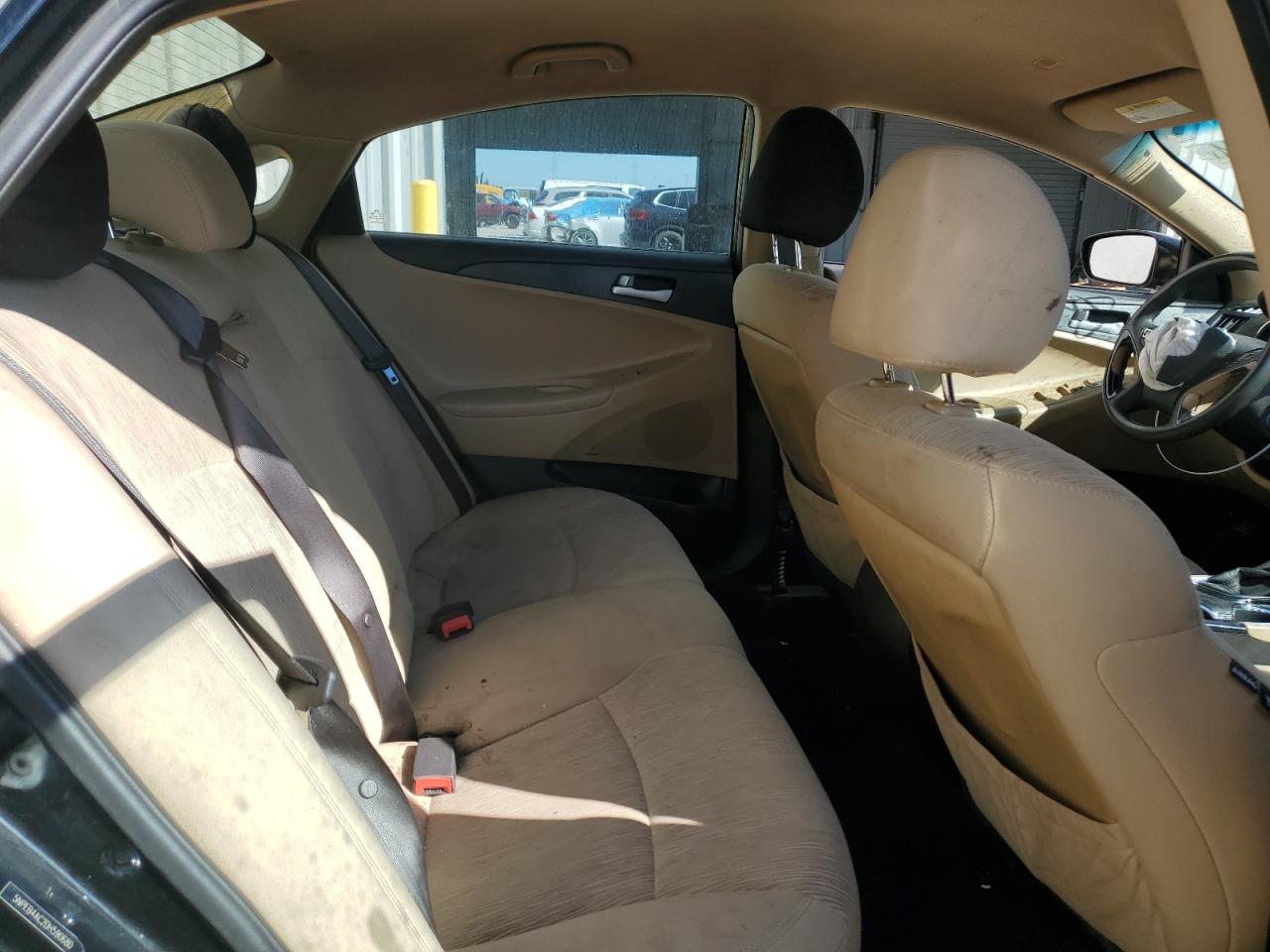 2013 Hyundai Sonata - Image 10