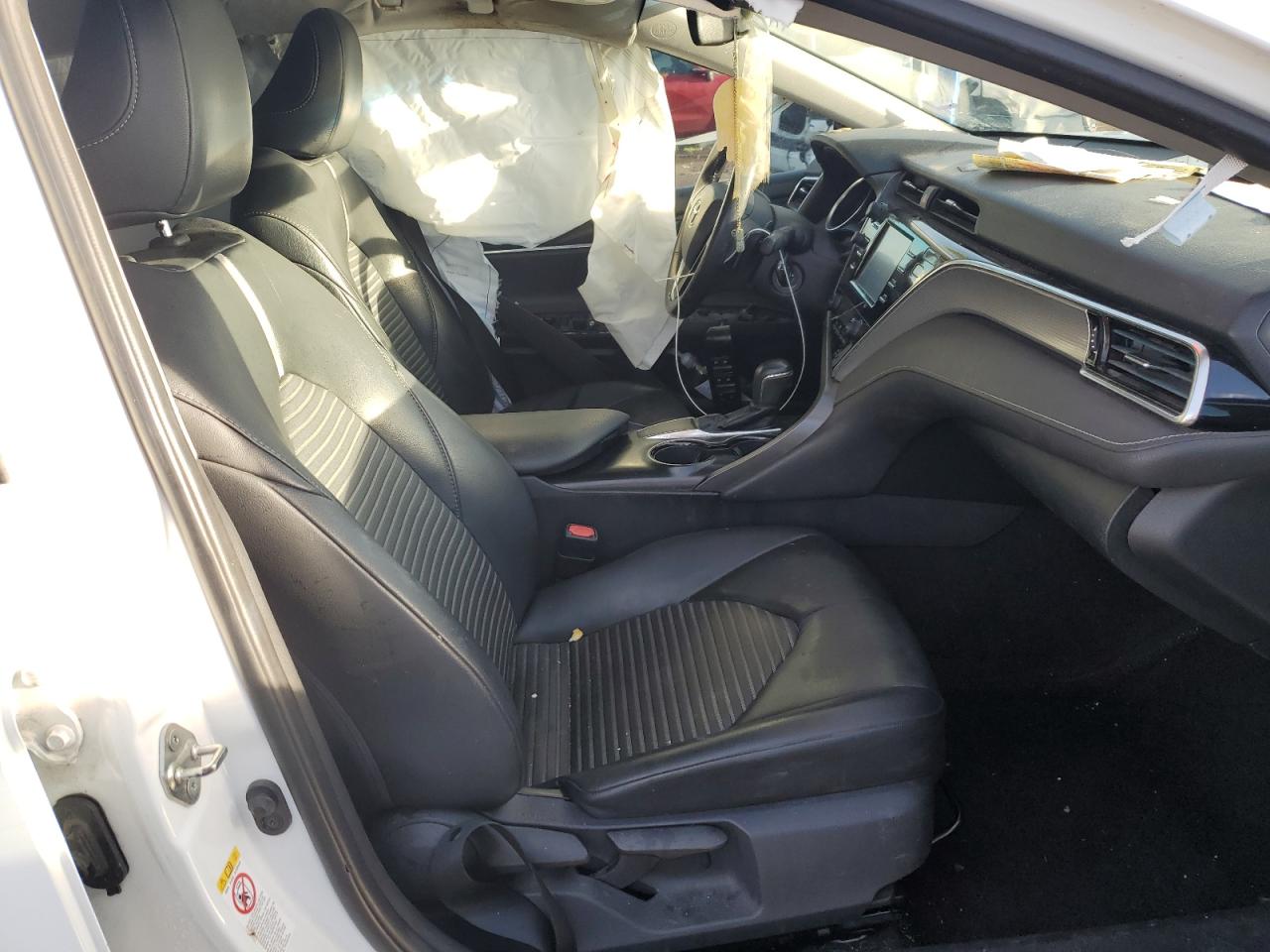 2018 Toyota Camry - Image 7