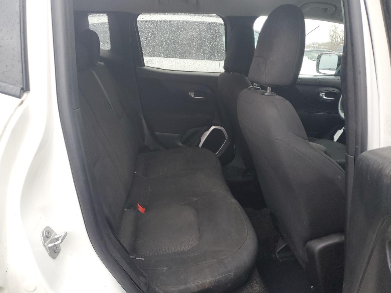 VIN ZACCJBAB1JPH02751 2018 JEEP RENEGADE no.11